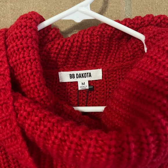 BB Dakota Vibrant Red Turtleneck Sweater - Picture 4 of 4